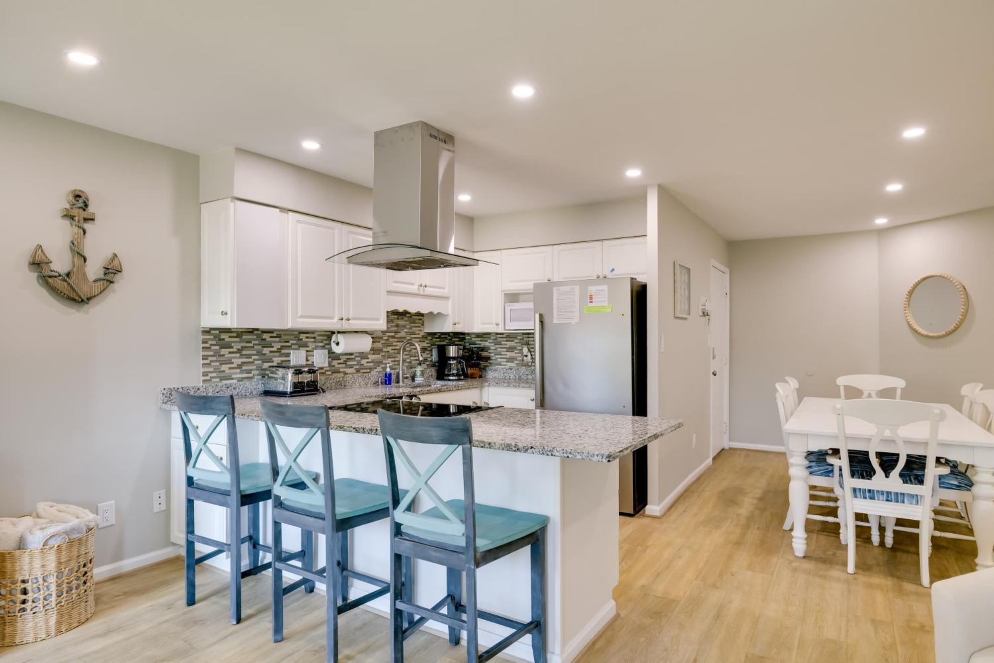 Emerald Isle Condo With Indoor Pool And Beach Access! Экстерьер фото