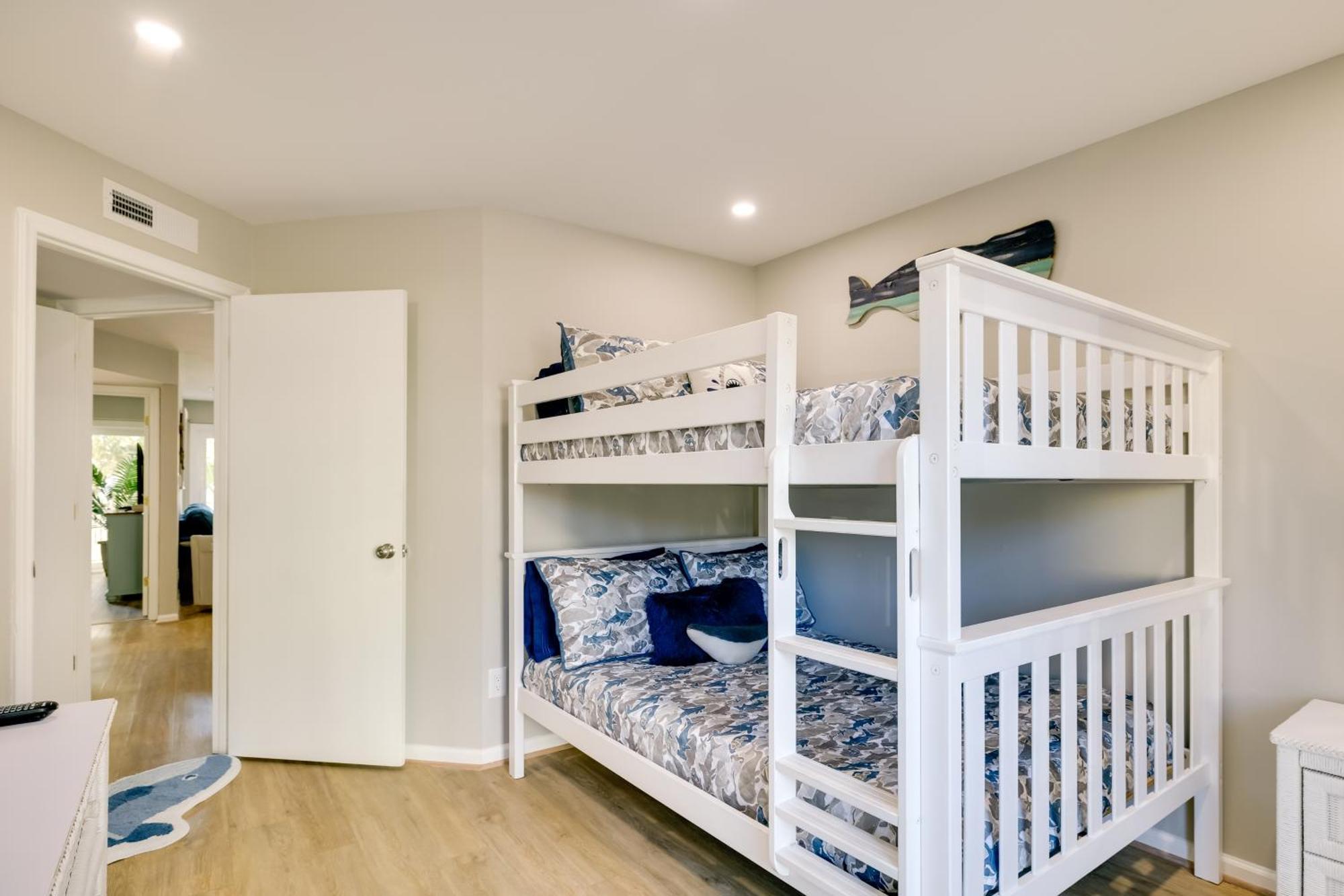 Emerald Isle Condo With Indoor Pool And Beach Access! Экстерьер фото