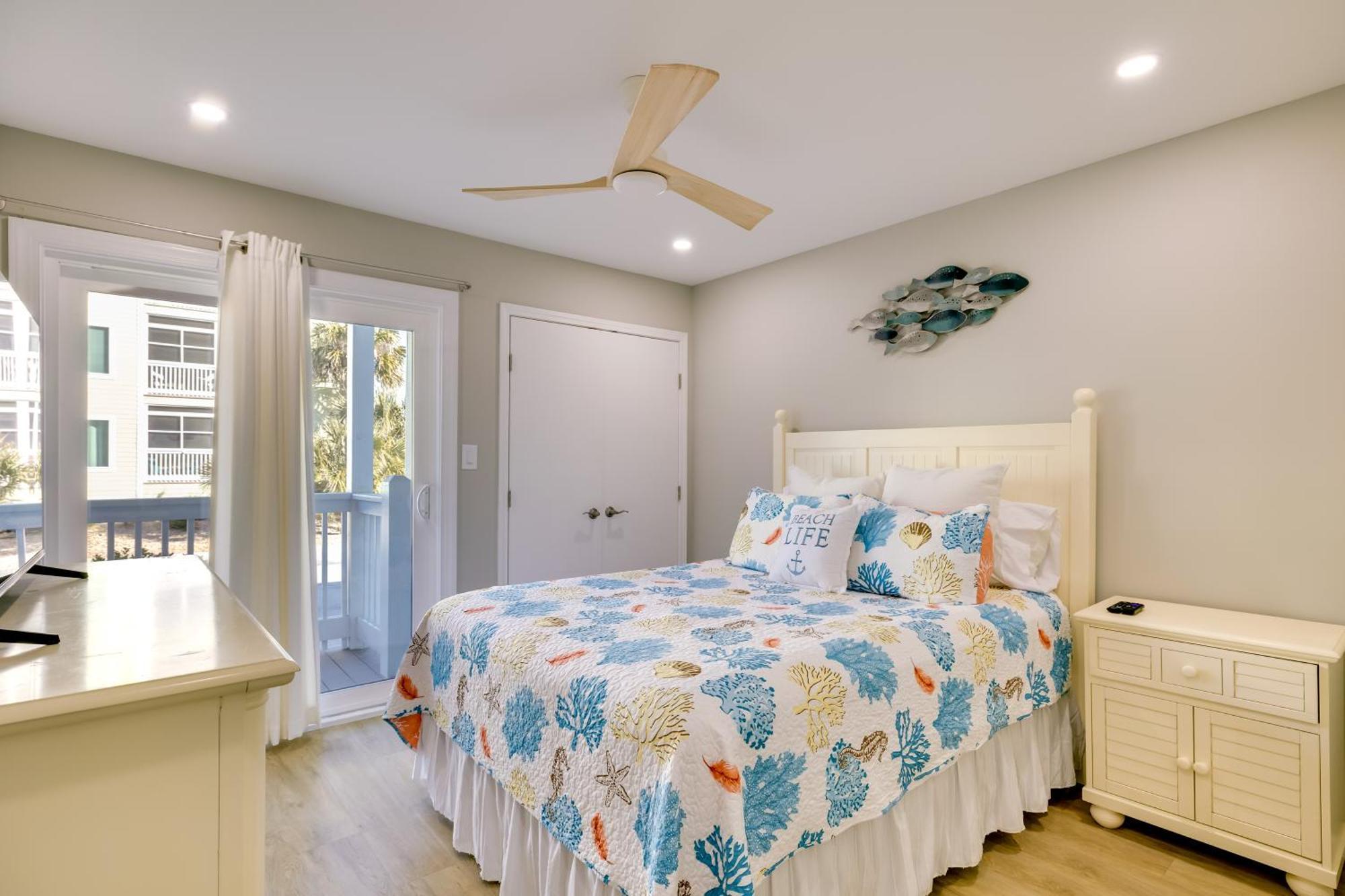 Emerald Isle Condo With Indoor Pool And Beach Access! Экстерьер фото